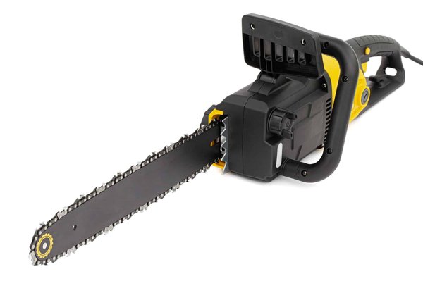 Comment bien choisir sa tronçonneuse ?