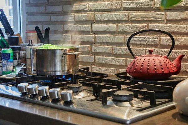 Cuisine pas cher à Lyon : ne négligez pas les matériaux