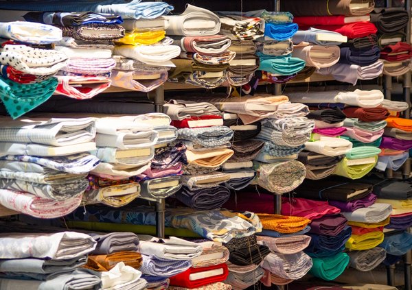 Bien choisir son fournisseur textile : les étapes clés