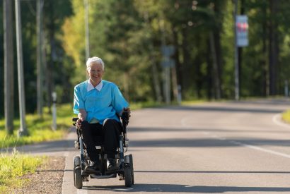 Thumbnail for À quoi servent les produits et matériel médicaux pour les personnes âgées et handicapées ?